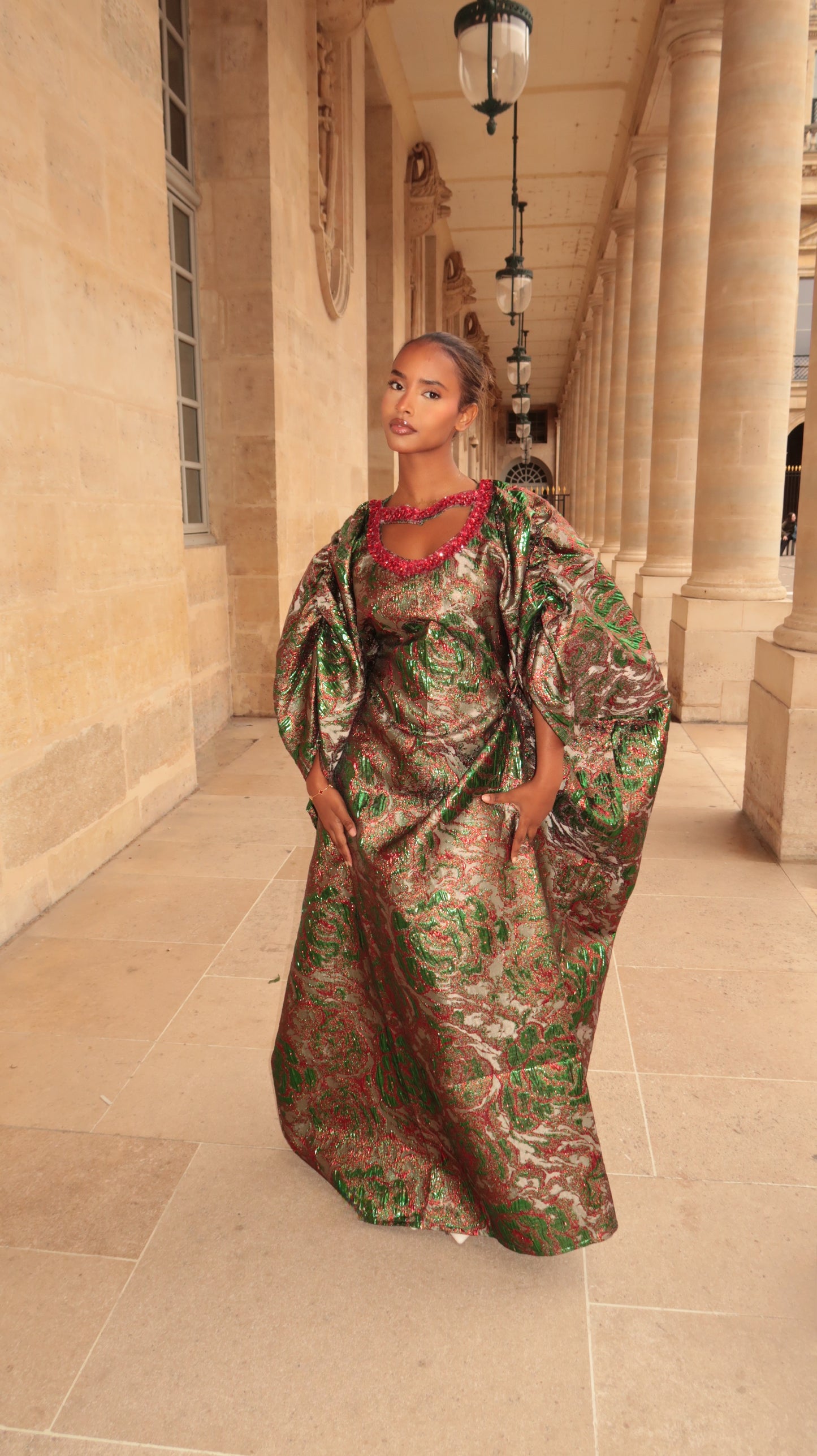 Abaya Hasna