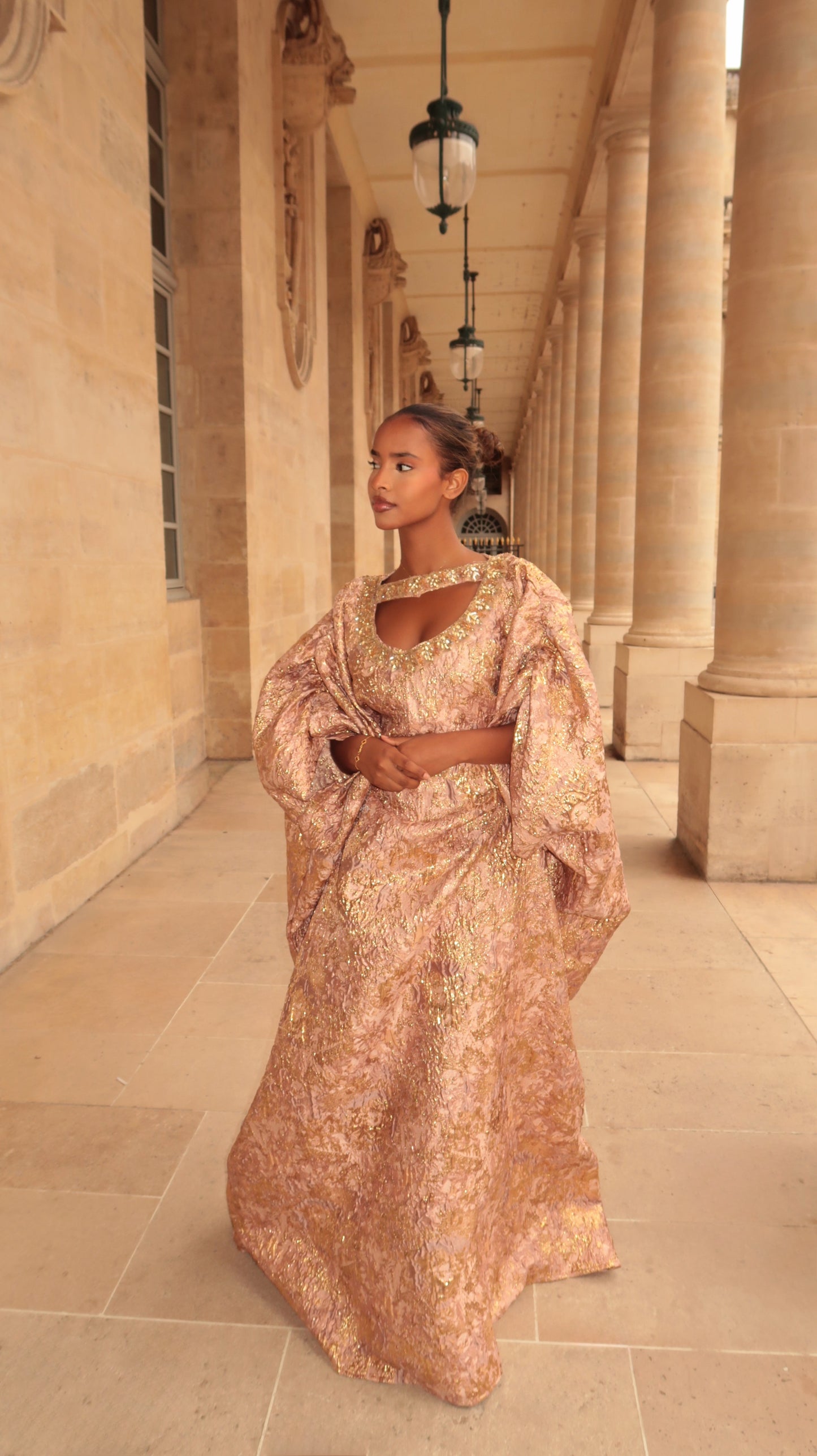 Abaya Hasna