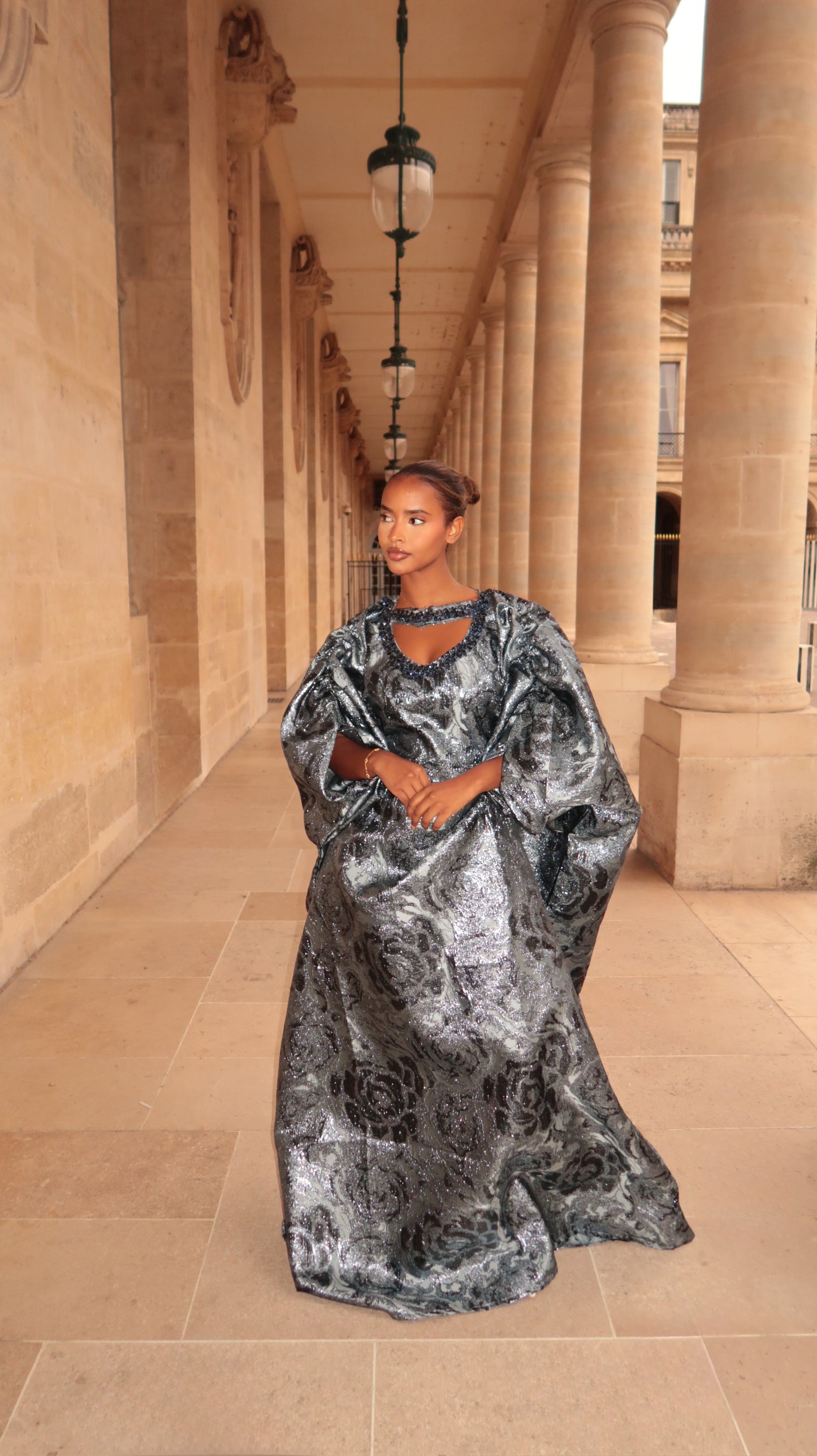 Abaya Hasna