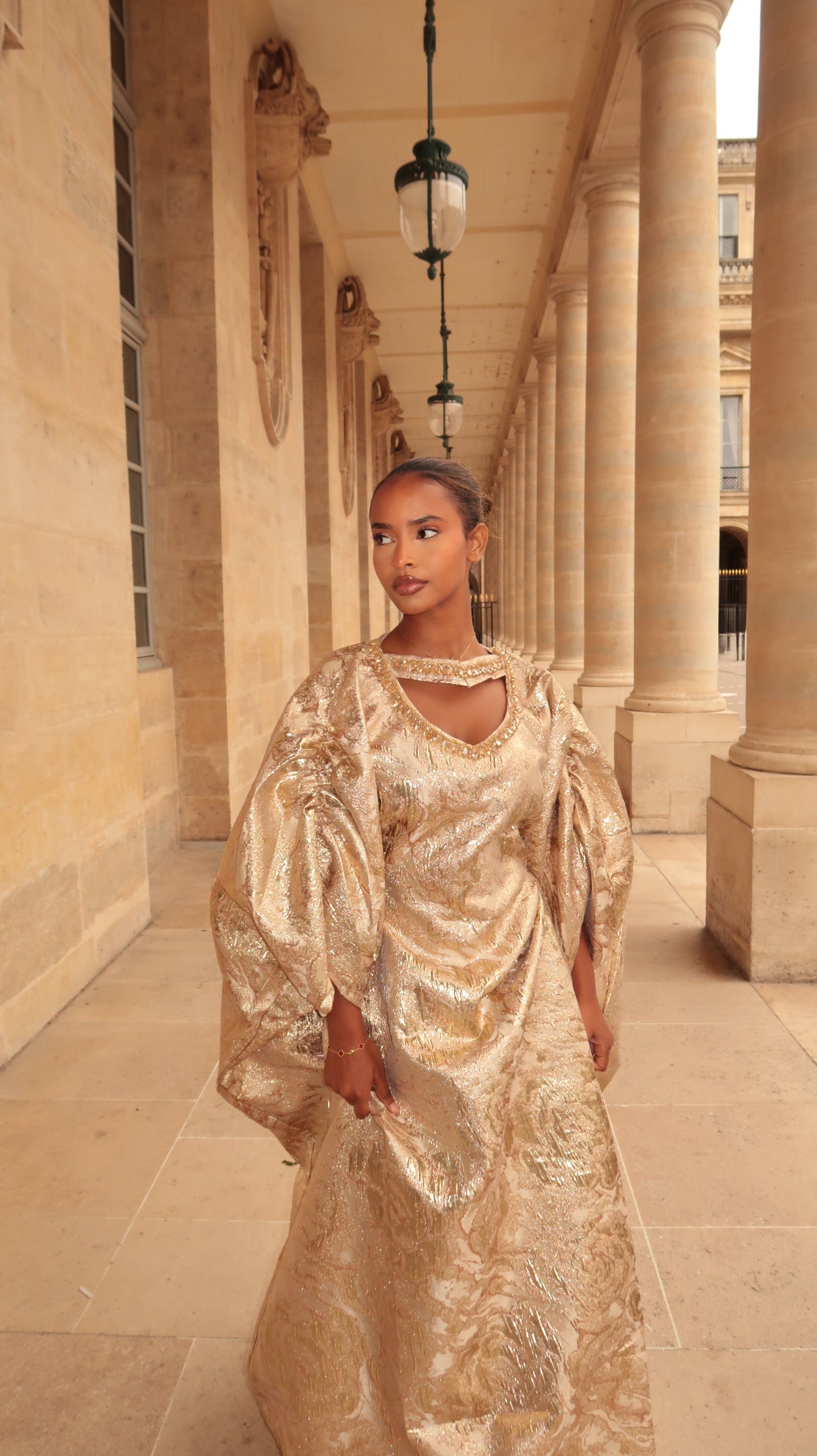 Abaya Hasna Doré