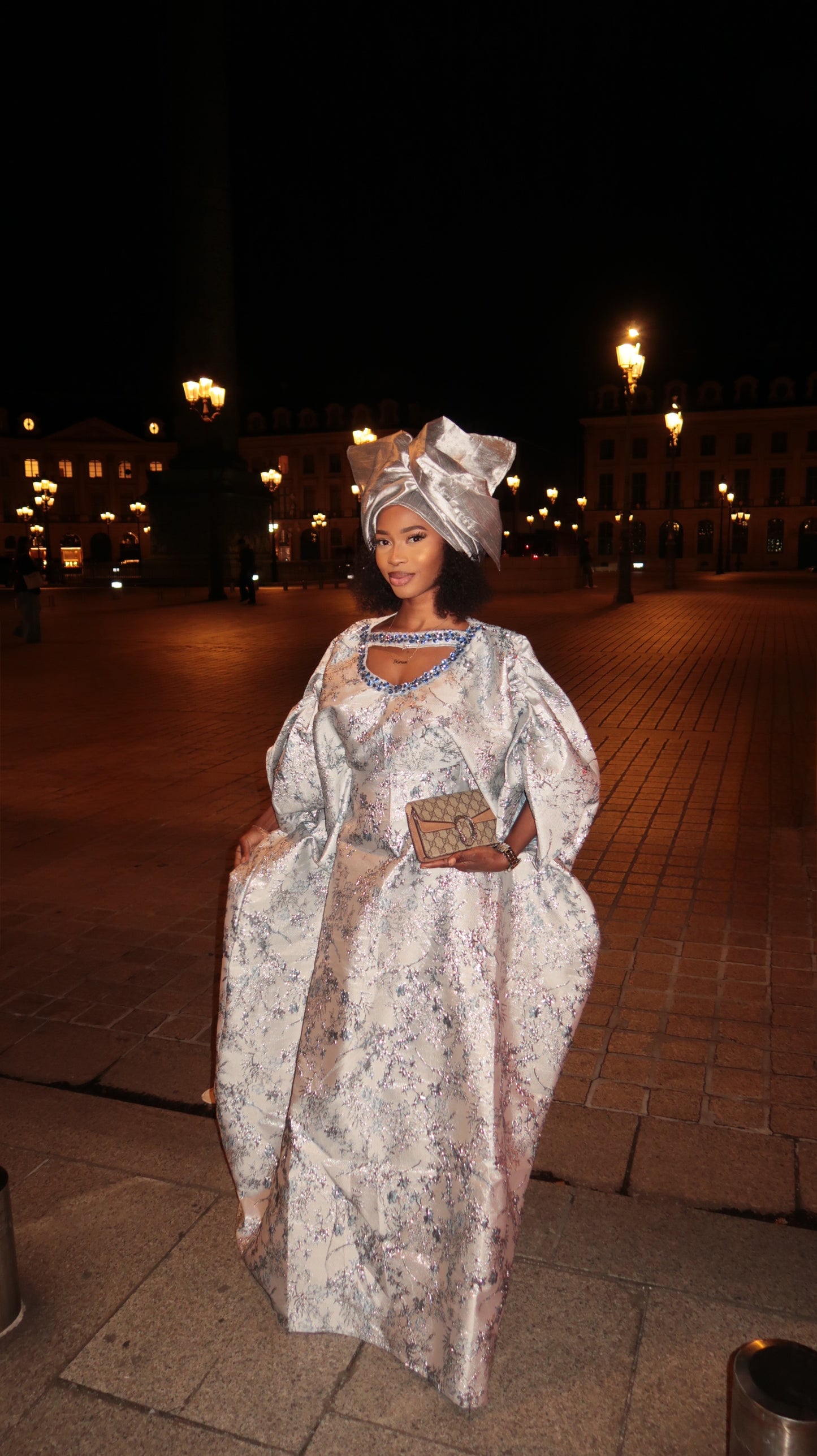 Abaya Hasna