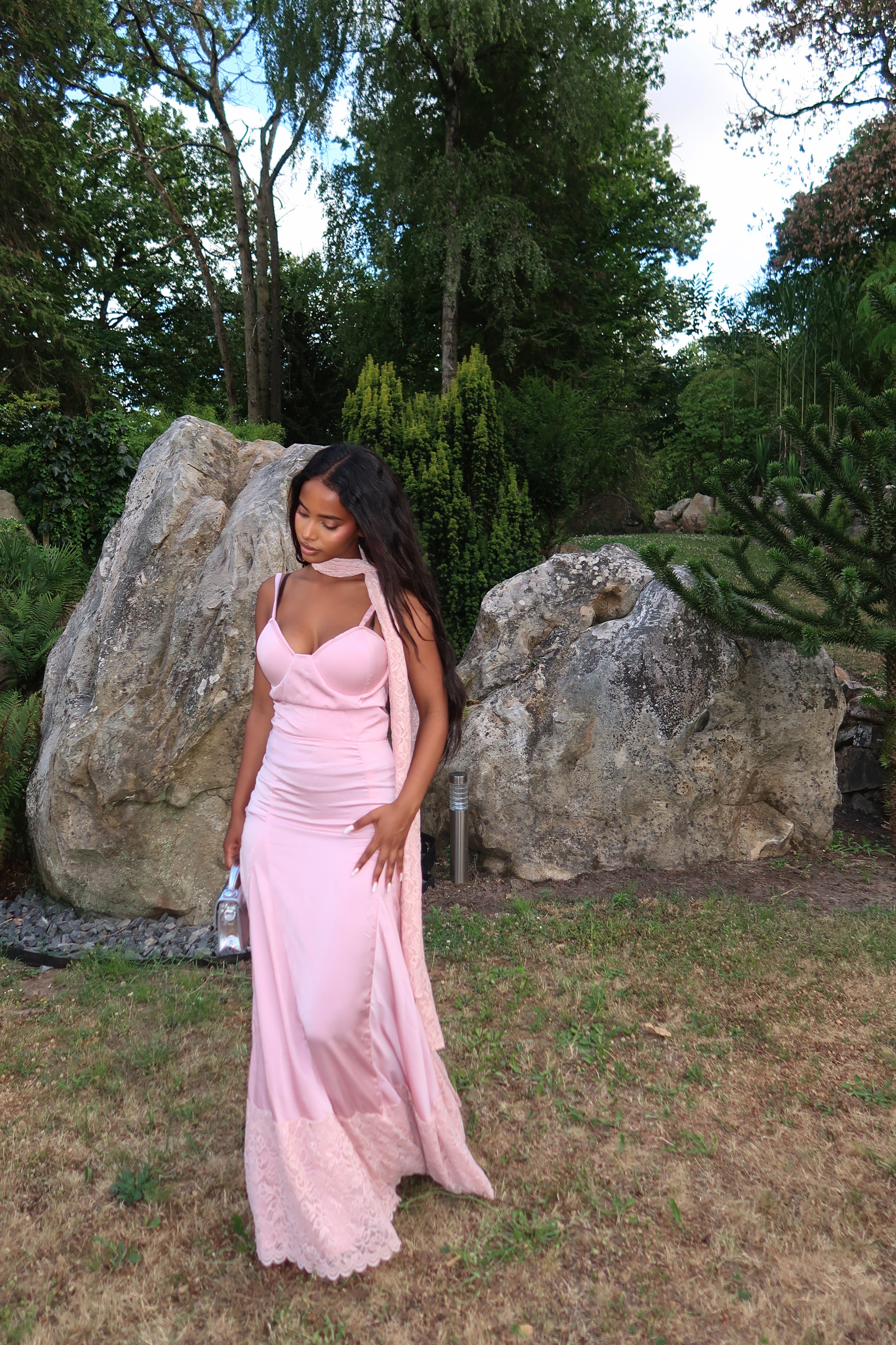 THE SILK DRESS