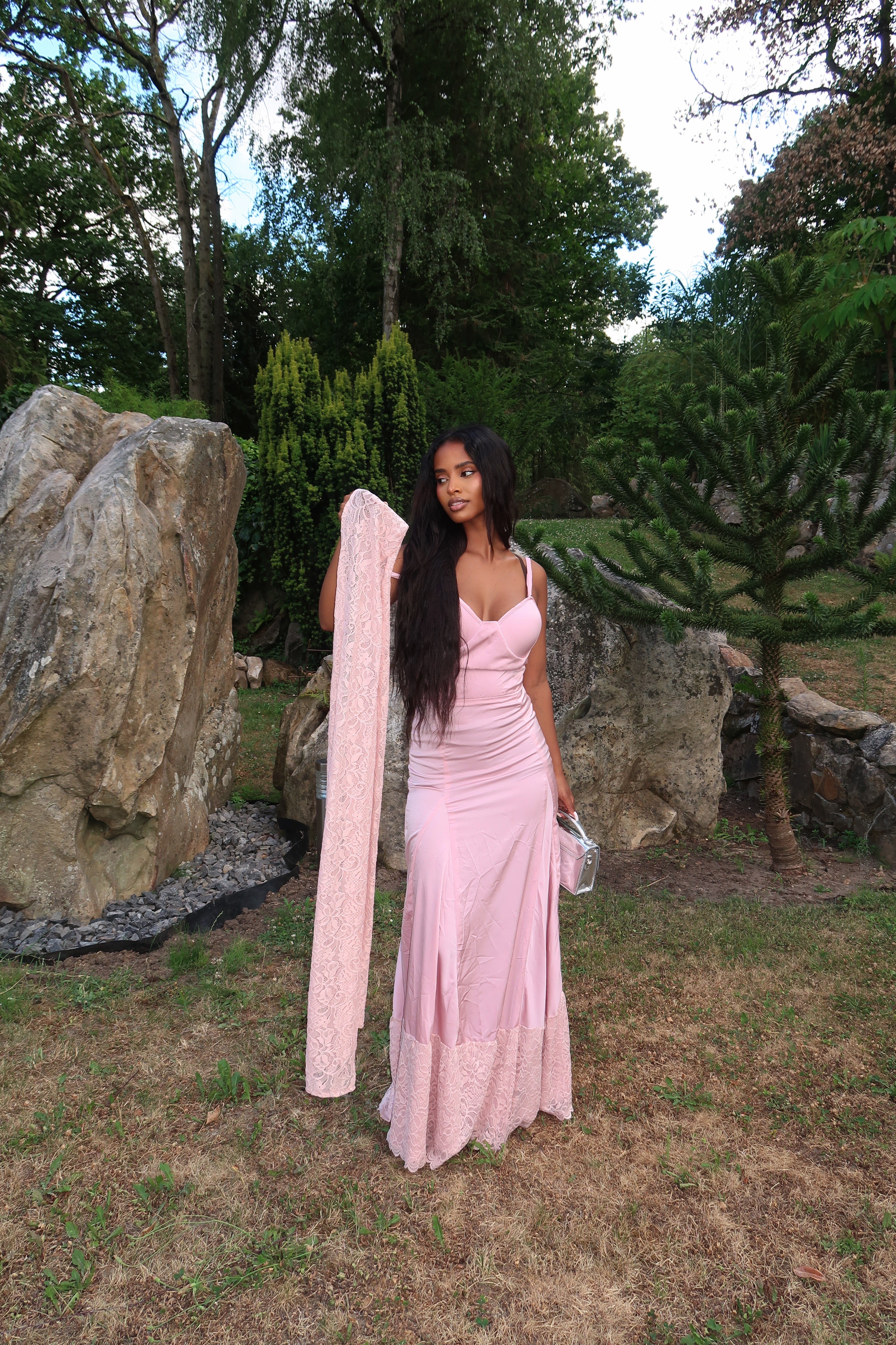 THE SILK DRESS
