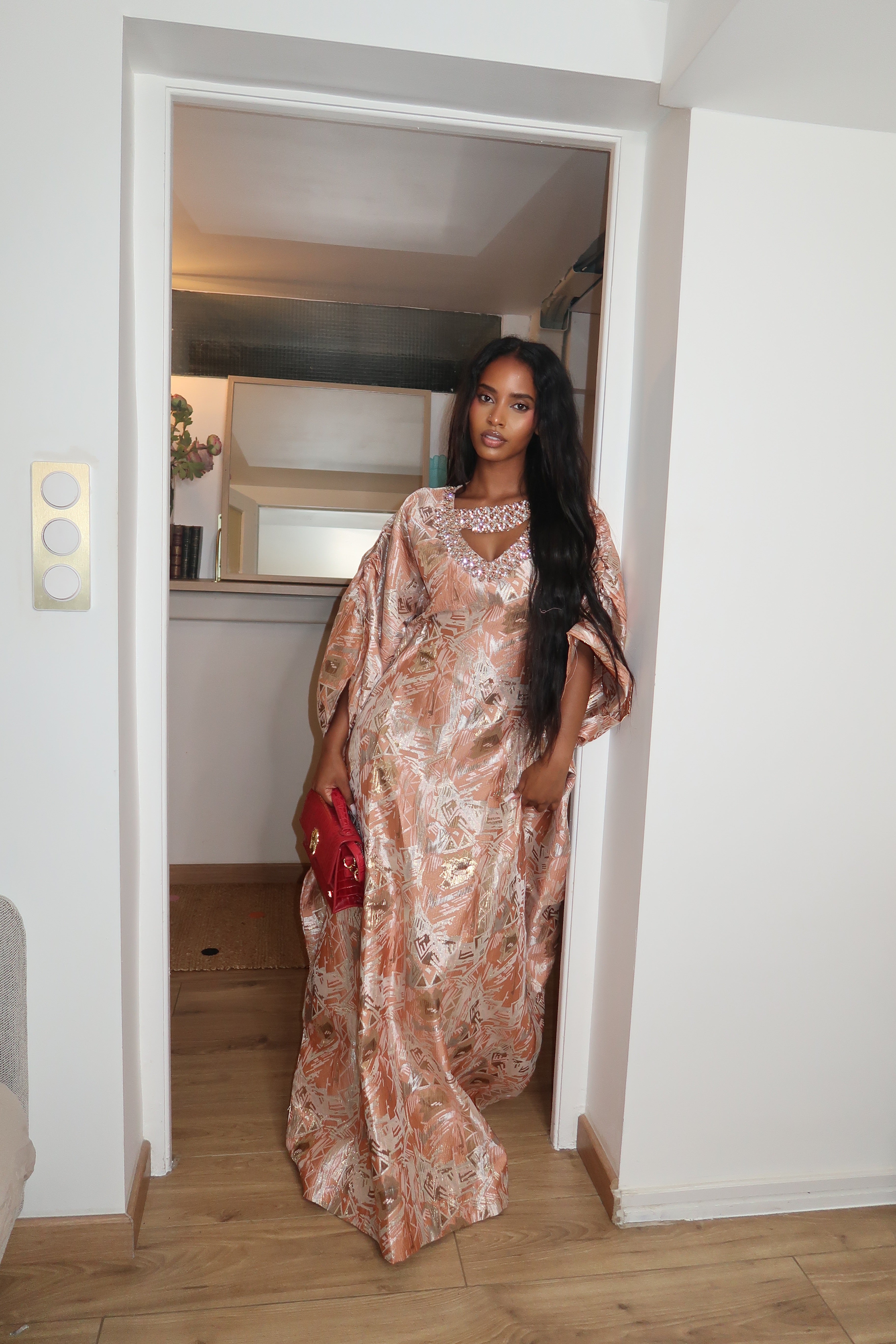 Abaya Hasna