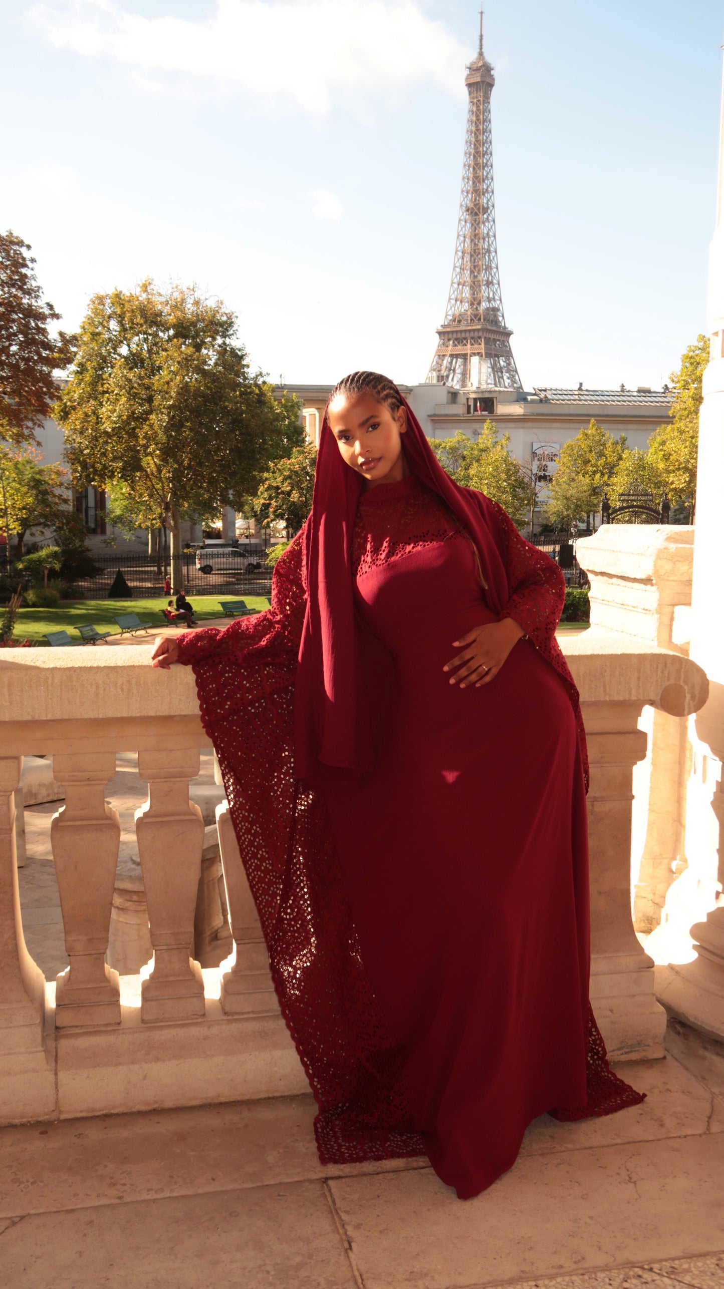 Model Aïssa bordeaux